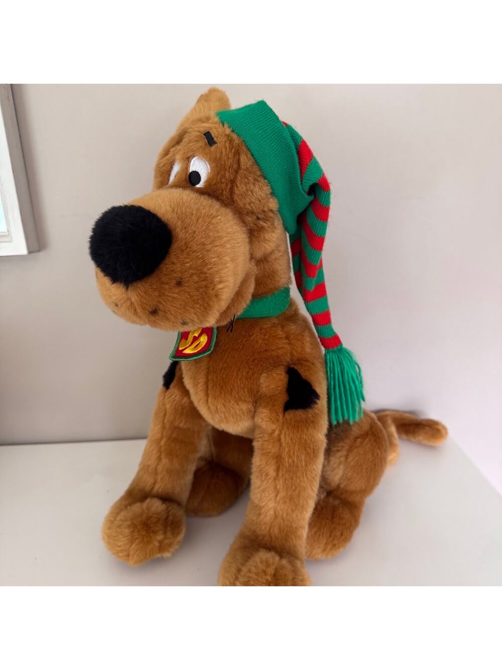 Scooby Doo Christmas Plush Stuffed Animal Hanna-Barbera Dog Hat Large